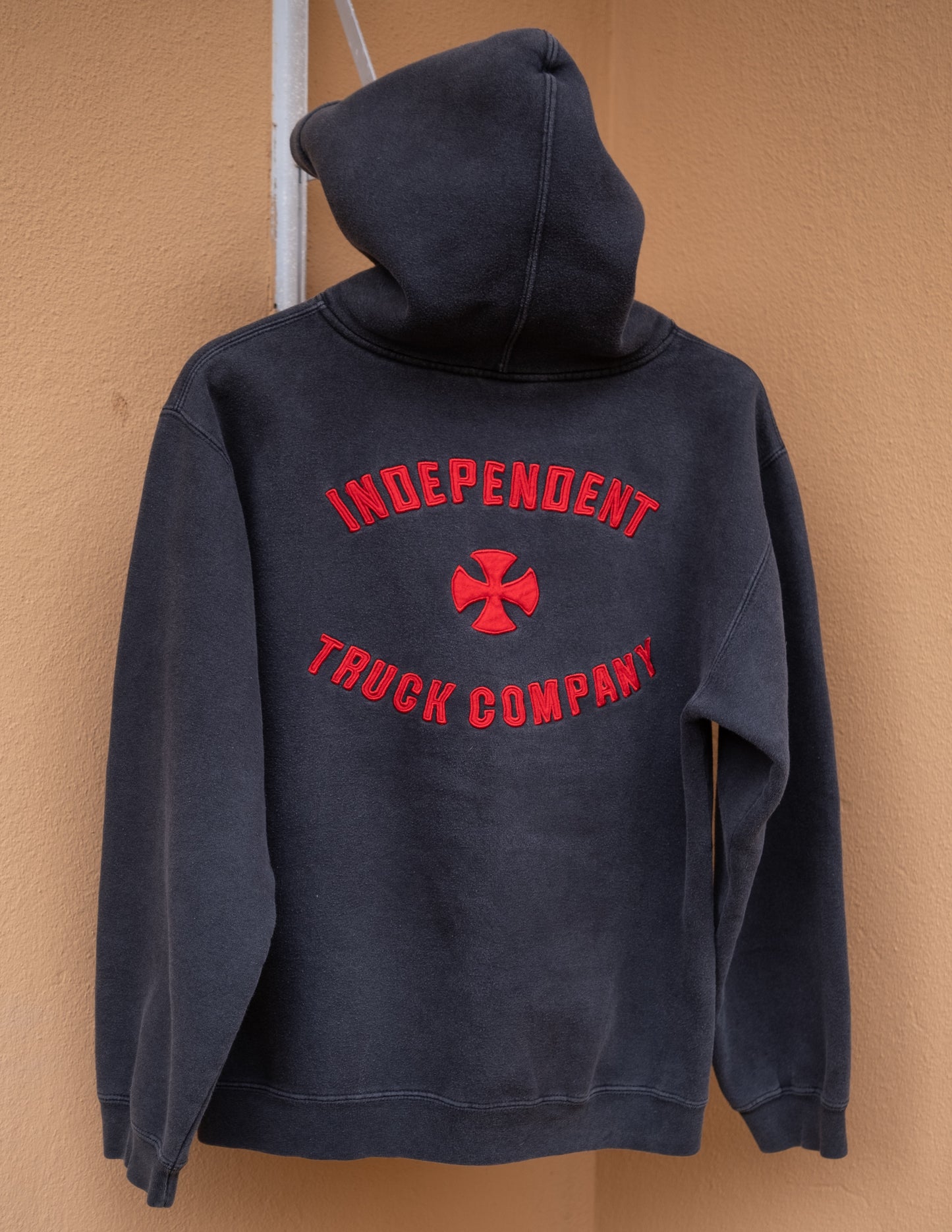 Independent Truck Company Vintage Hoodie Size M
