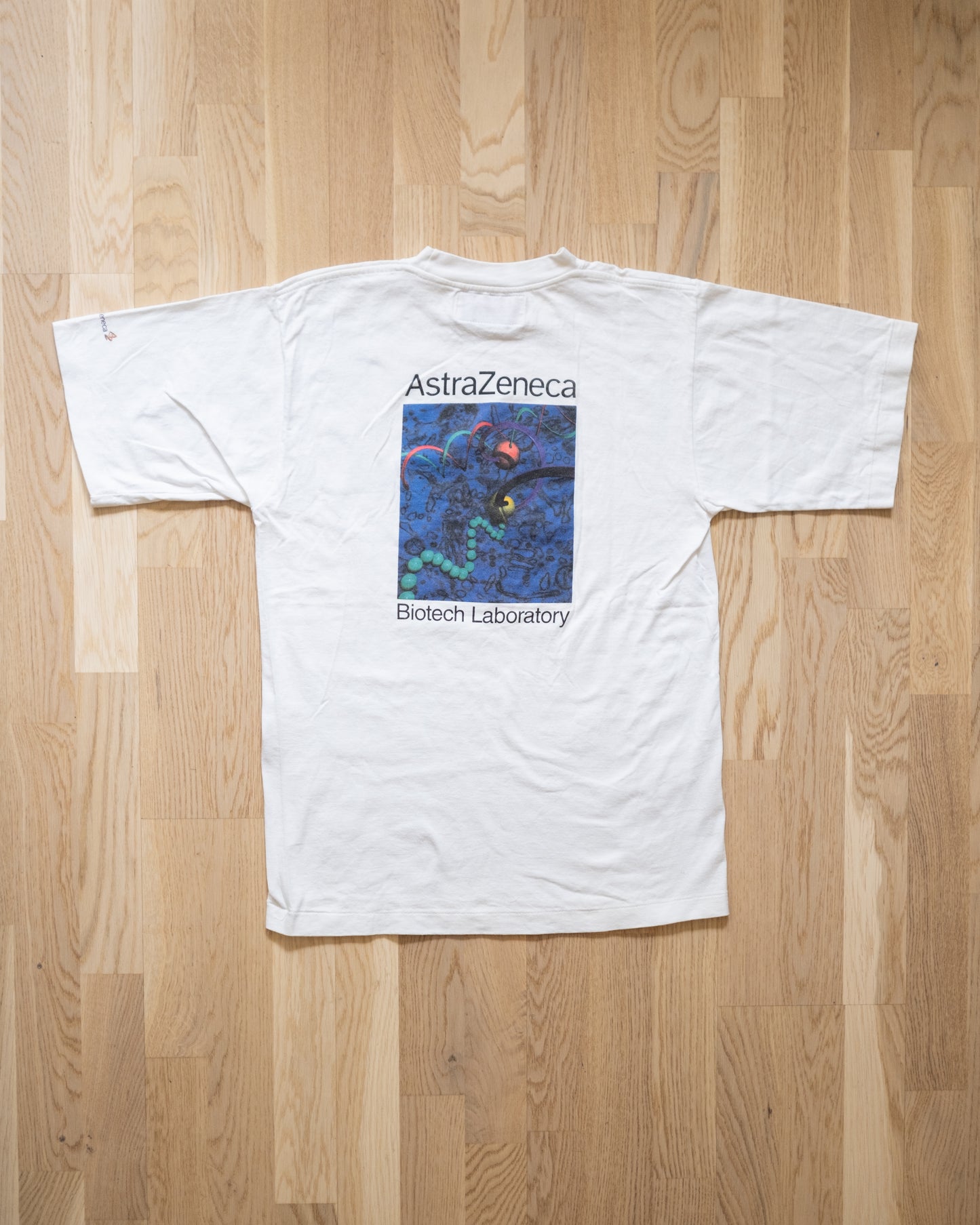 AstraZeneca Biotech Laboratory Vintage T-Shirt Size S