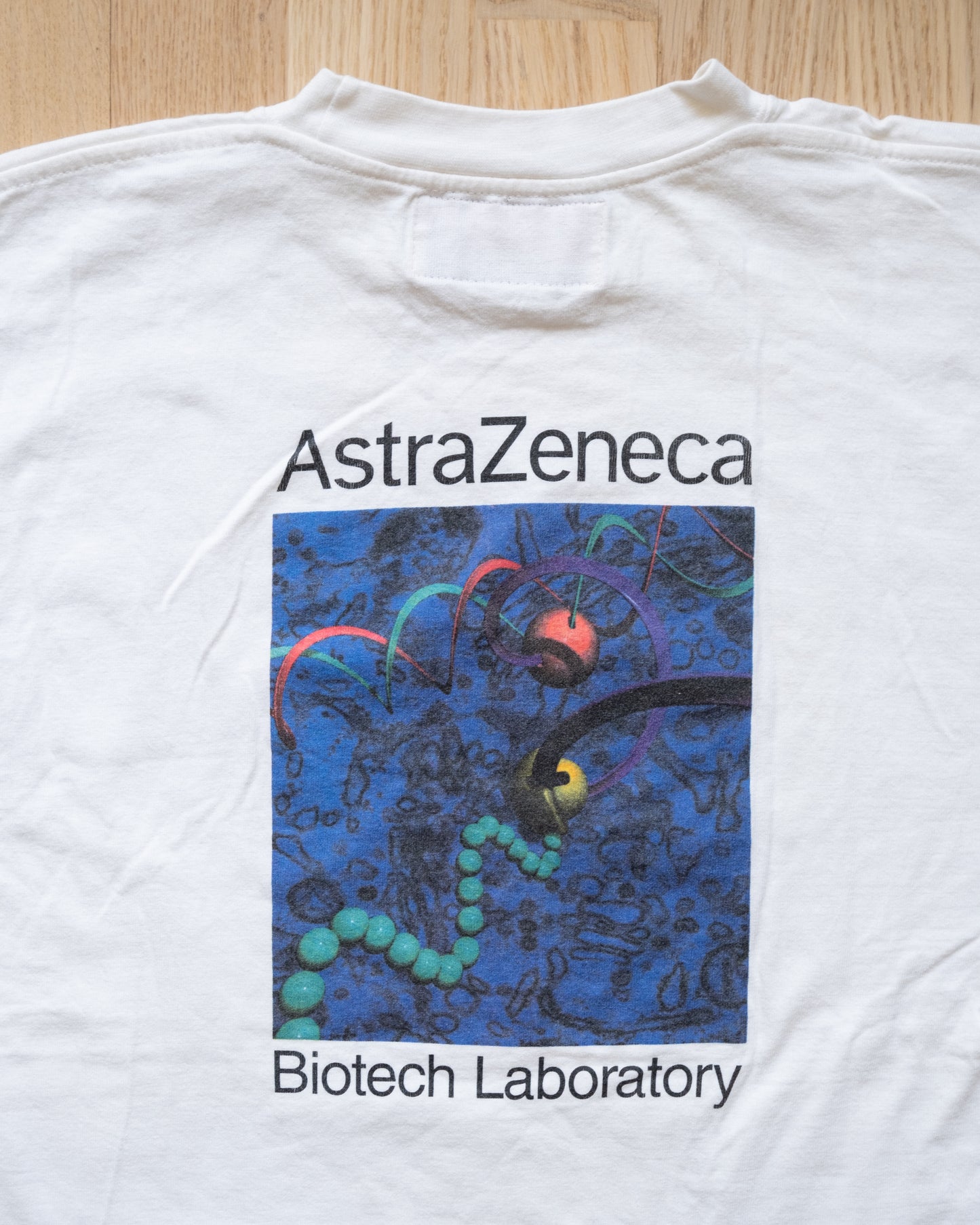 AstraZeneca Biotech Laboratory Vintage T-Shirt Size S